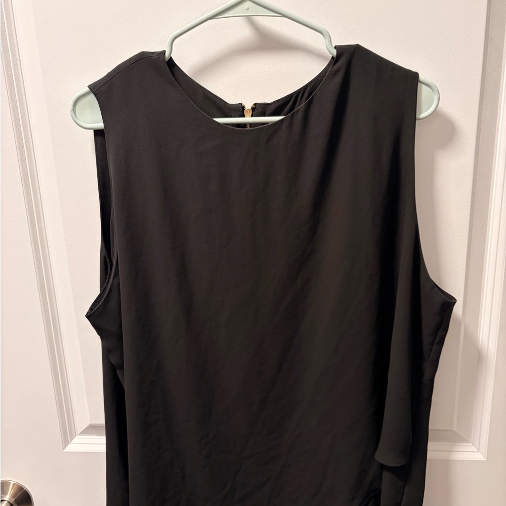 Chico's Classic Black Sleeveless Blouse